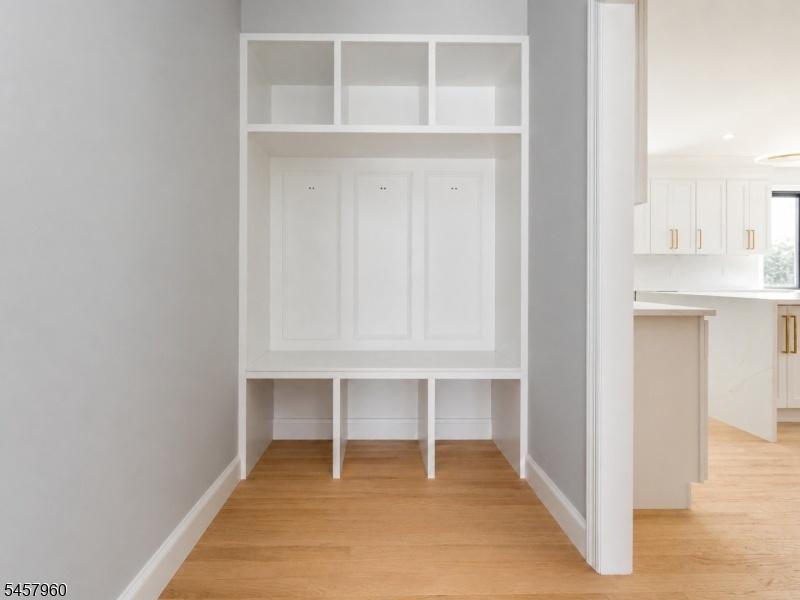mud room