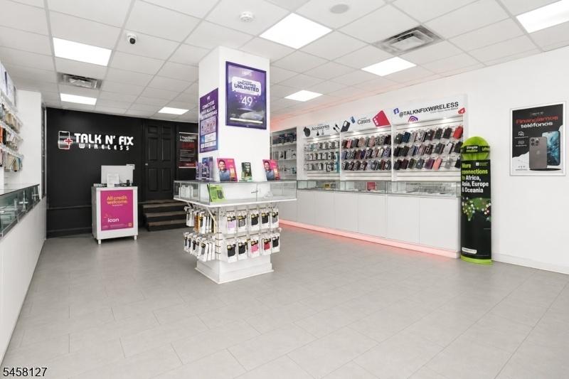 Store
