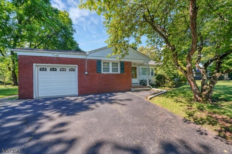 Front- garage view