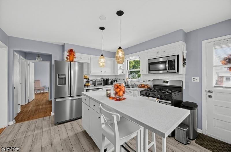 Kitchen Left side 2 view