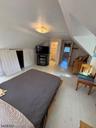 2nd Fl Br & Ba