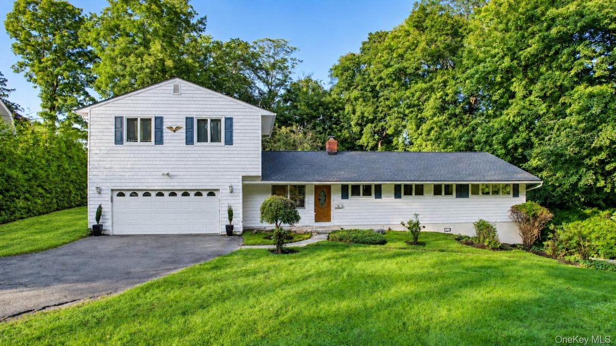 Welcome home to this spectacular ranch nestled in the sought-after Village of Briarcliff Manor. Ideally located for exceptional walkability, this invi