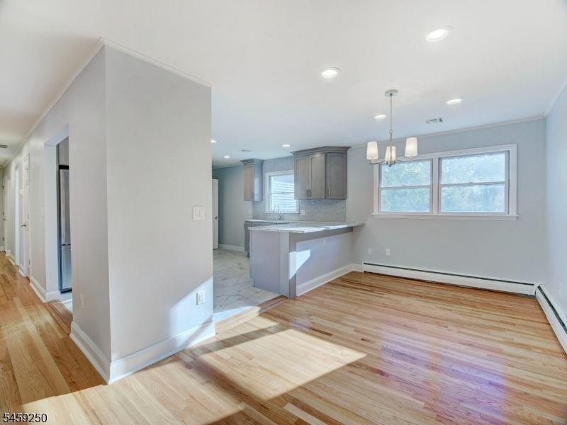 kitchen/dining