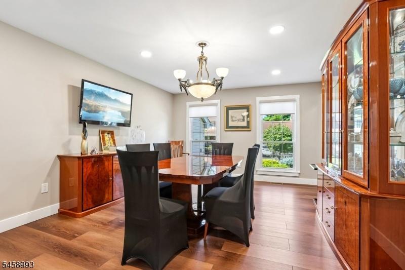 Dining Rm