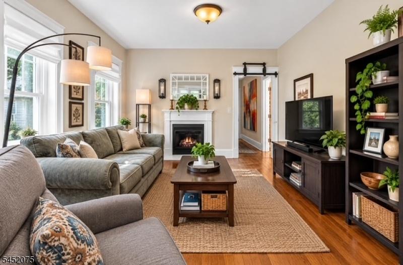 1st fl dining room