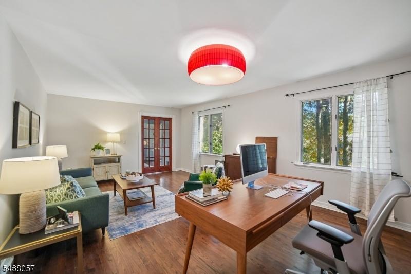 Living Room/Office