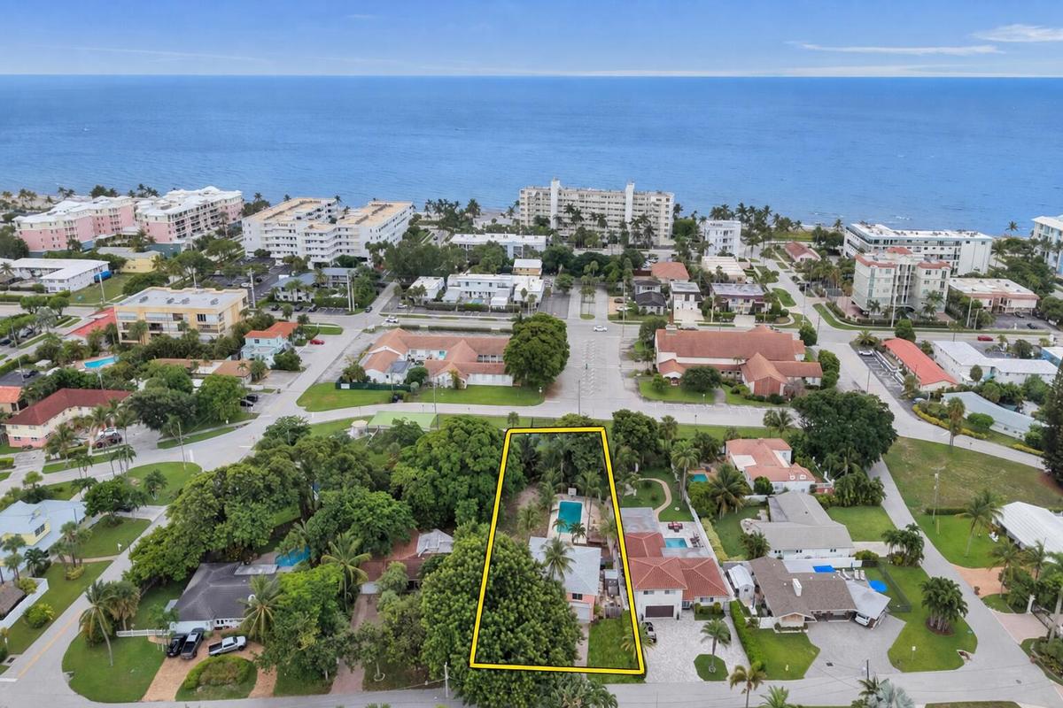 80' x 180' estate lot between the Intracoastal and the ocean on Deerfield Beach Island