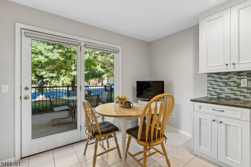 Breakfast Room