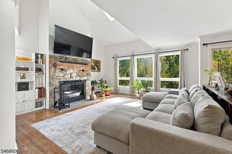 Great Room with Fireplace