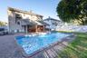 Inground swimming pool