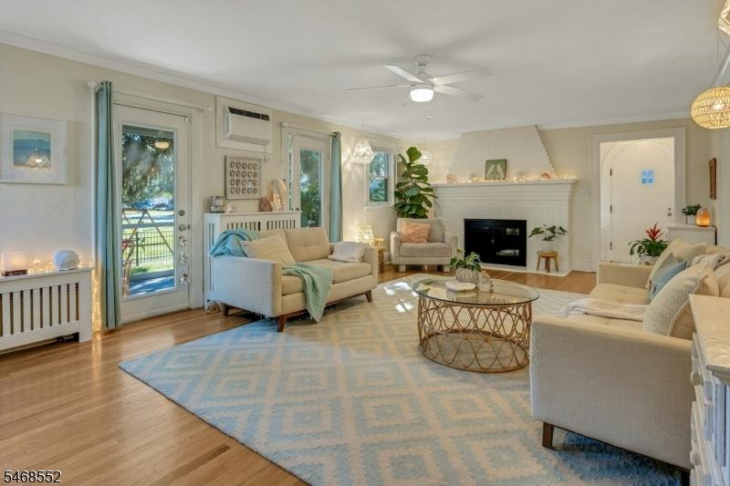 Living Room w/ Fire Place