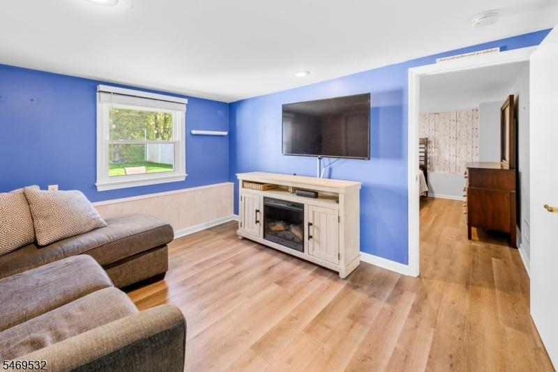 62 Lake Shore Lake Hiawatha