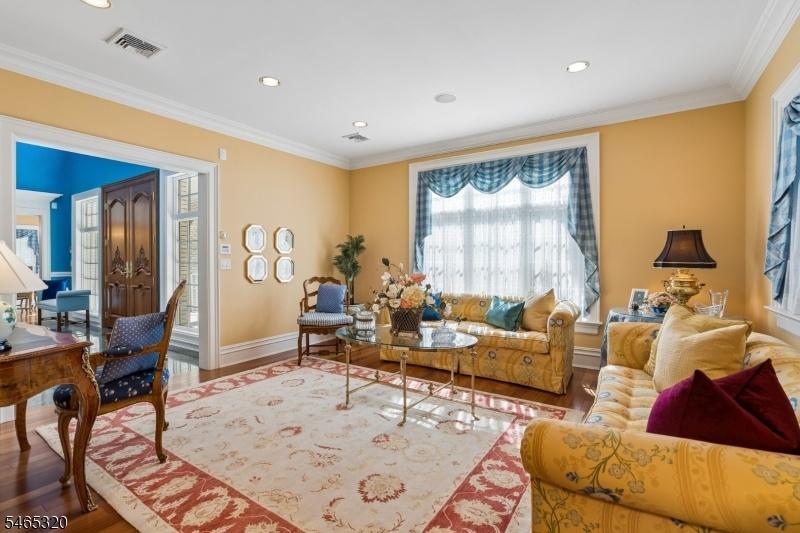 Formal Living into Foyer