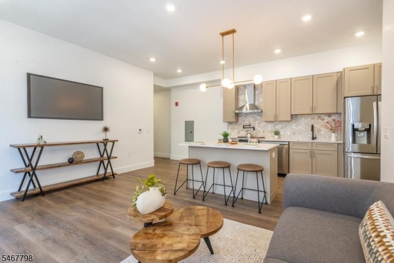 Living Room / Kitchen