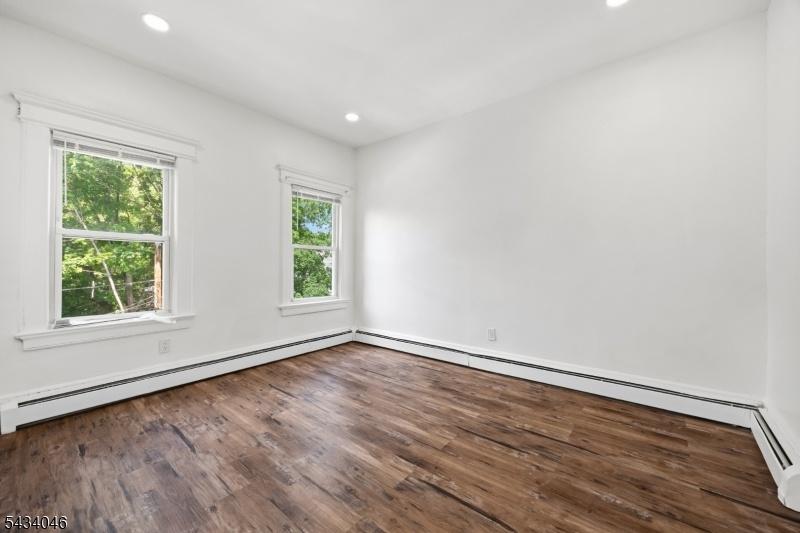 UNIT 2 BEDROOM