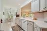 Kitchen w/breakfast area