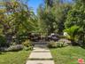 outdoor seating deck