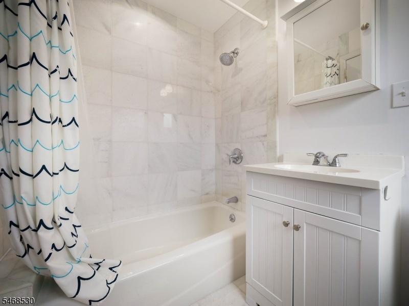 Second Floor Bath