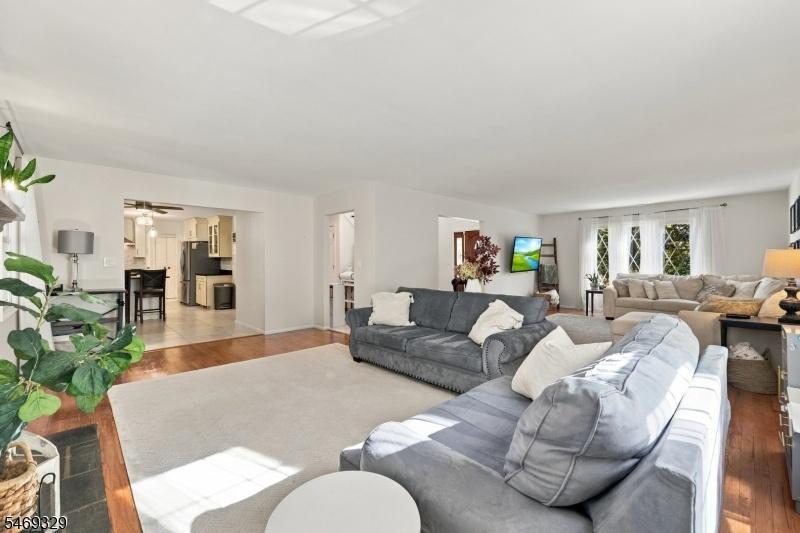 Living Room opens to Family Rm