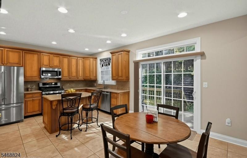 Eat in Kitchen