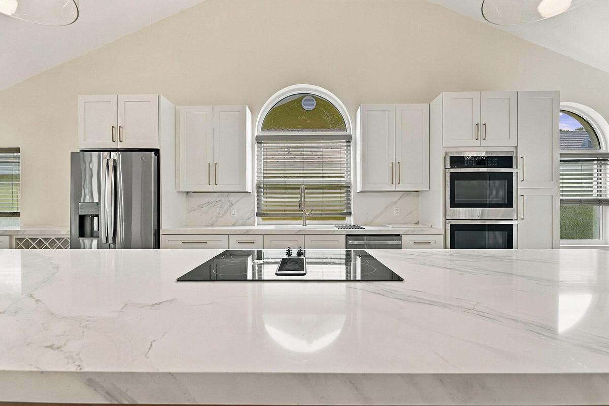Oversized kitchen island for entertaining guests