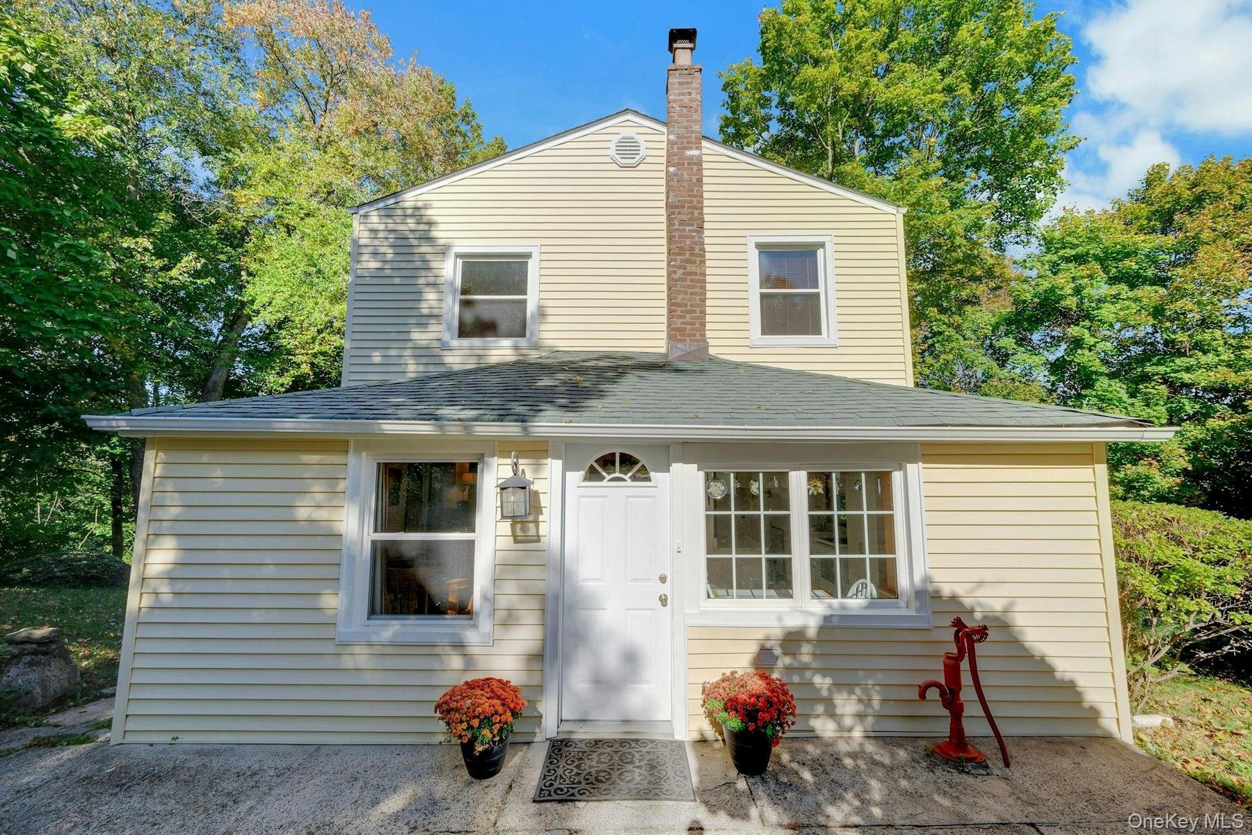 Welcome to 118 Circular Street .