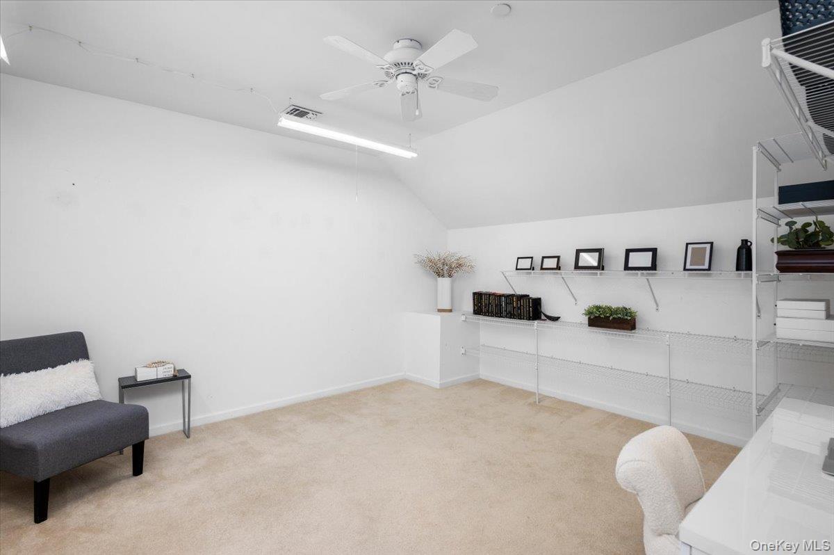 2nd view of the bonus room