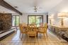 eat in kitchen