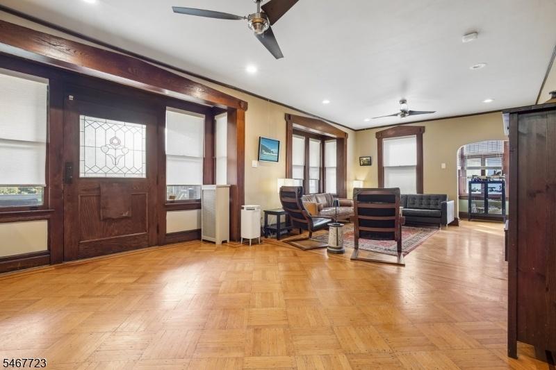 Foyer to Front Door
