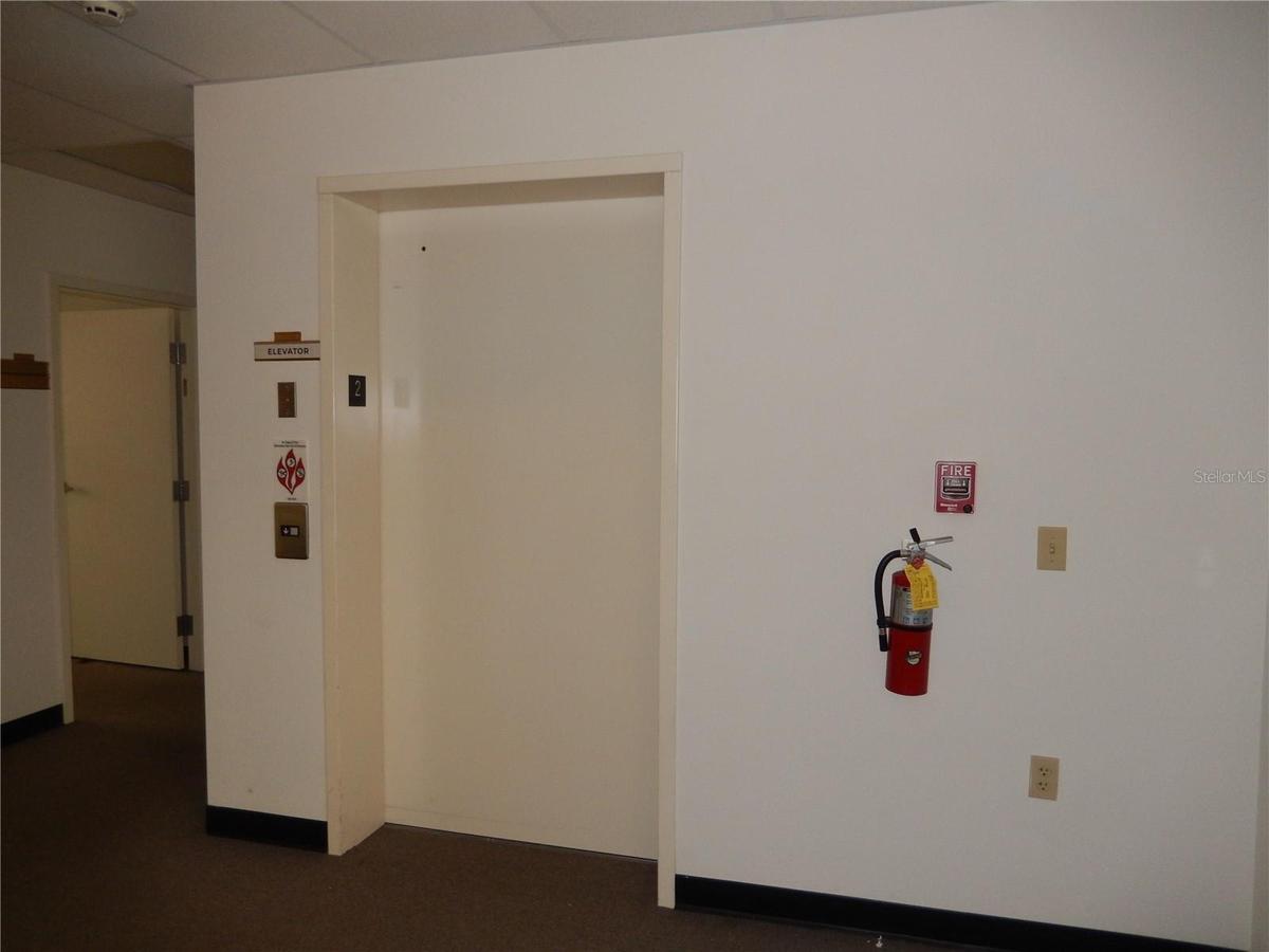 Elevator (dedicated)
