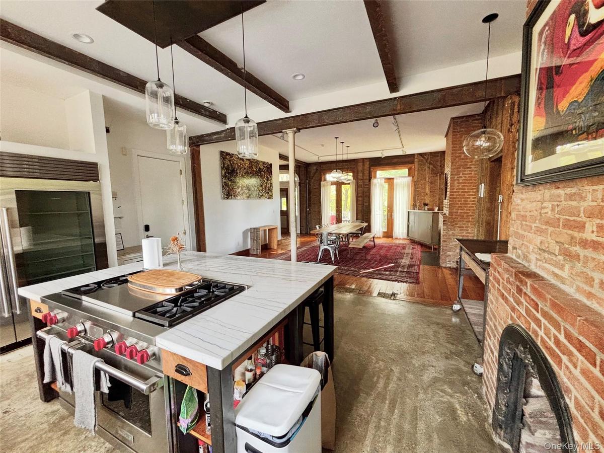 1st Floor - Kitchen/Dining
