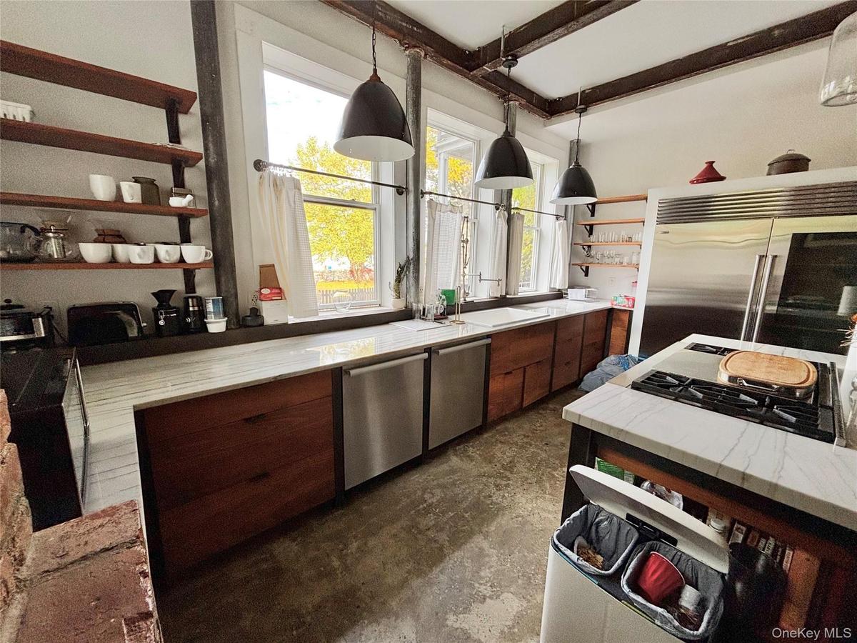 1st Floor - Kitchen