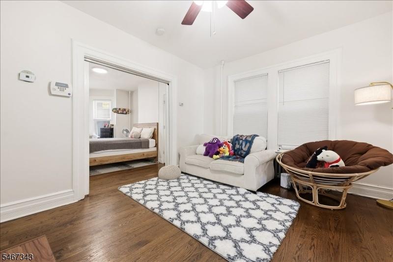 Living Room - Unit 1