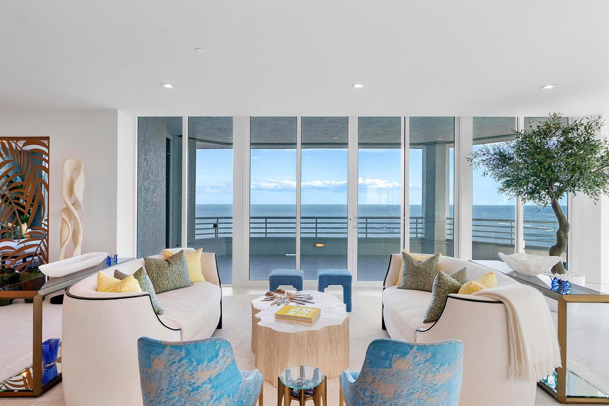 The Gathering Room
Centrally positioned within the expansive great room, this inviting gathering space was designed for meaningful conversation agains