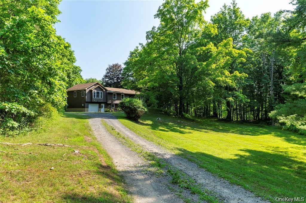 Driveway view.