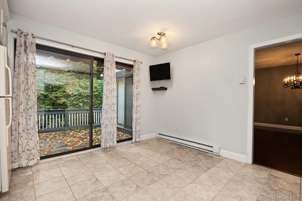 SGD to Deck in Kitchen
