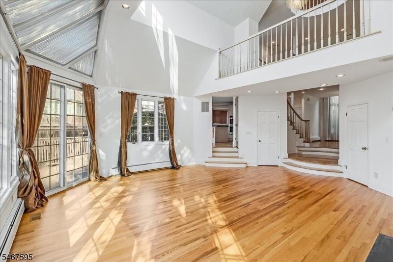 Living Room up to Mezzanine