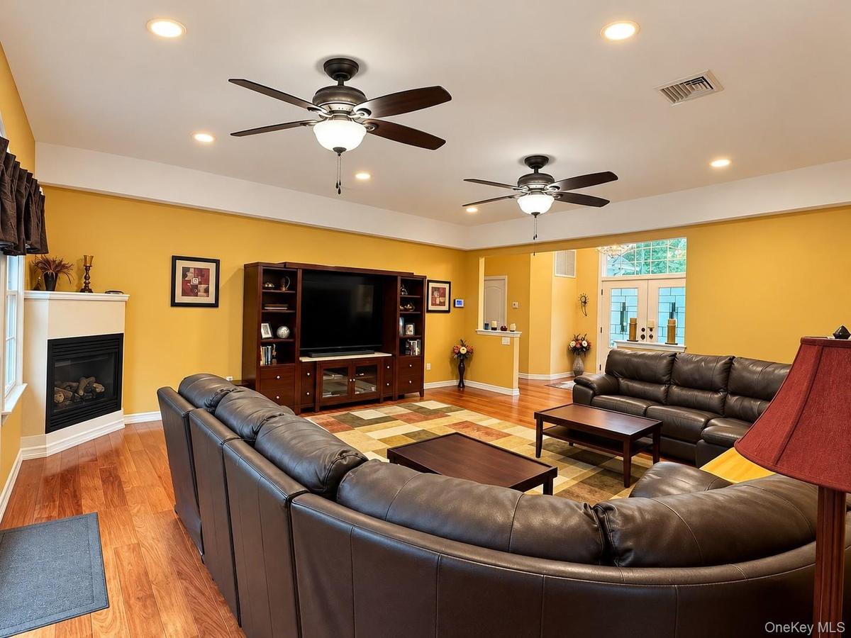 Ideal space for entertaining or simply unwinding