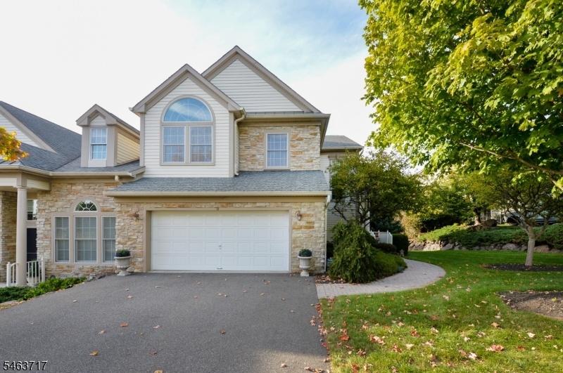 Beautiful Townhome End Unit