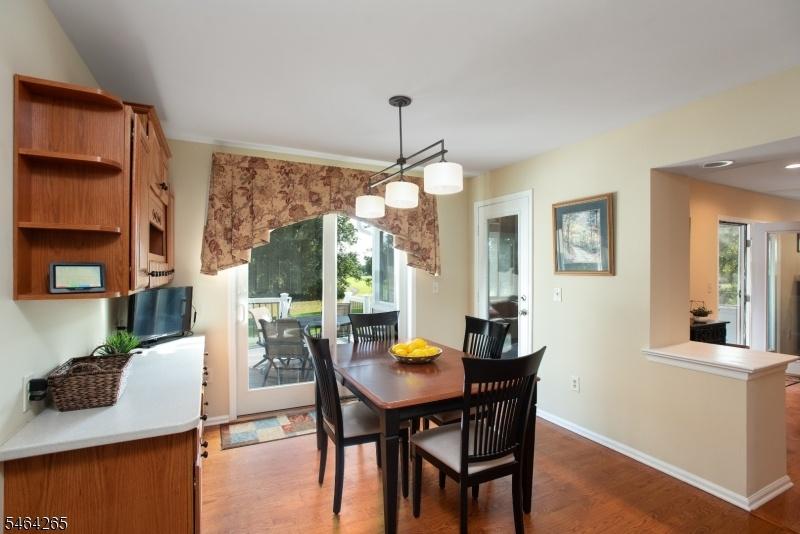Breakfast room