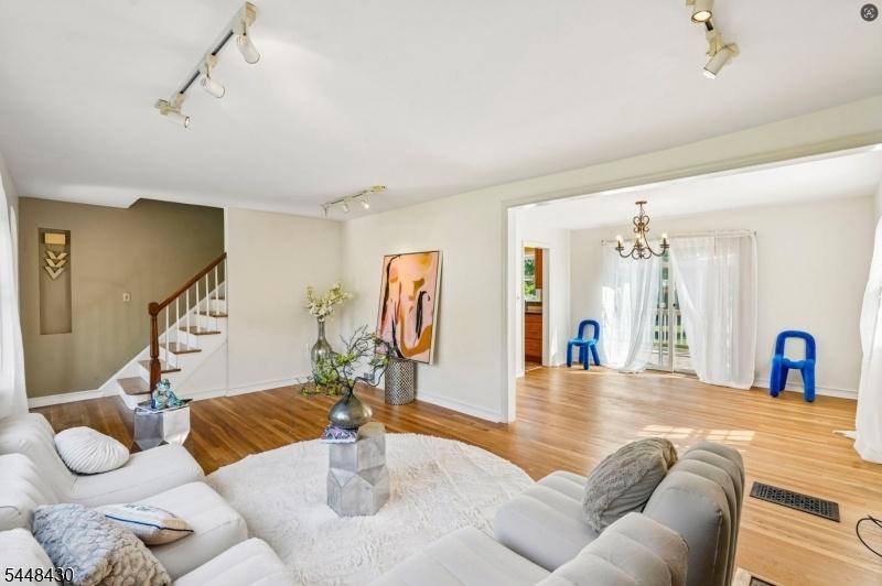 Living Room (Dining + Entry)