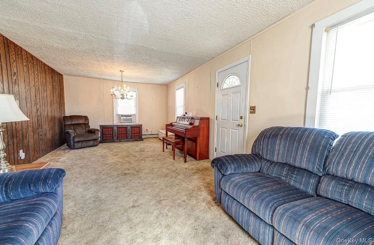 Living Room /Dining Room Combo