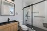 full bathroom&walk-in shower