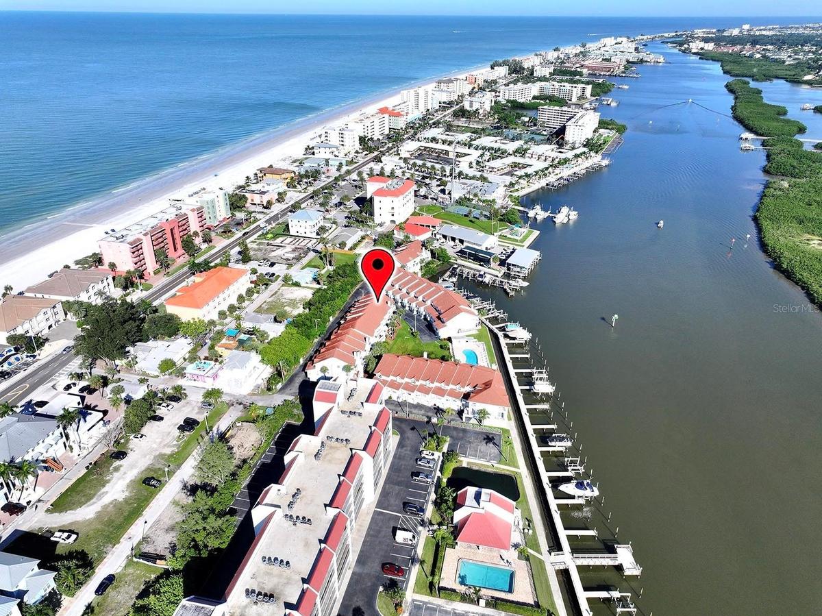 Townhouse with A Waterview!