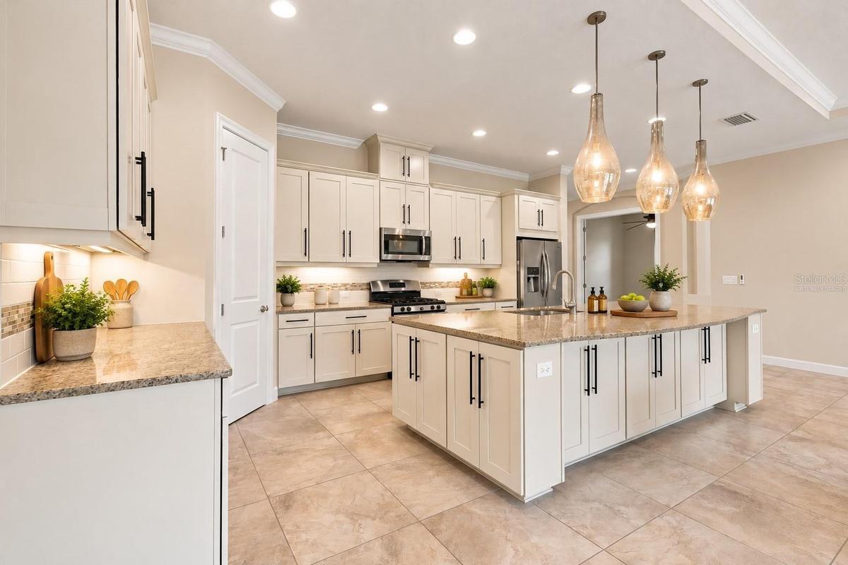Kitchen Virtually Staged