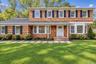 7 Woodland Rd, Miller Place