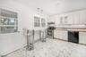 Eat-in Kitchen