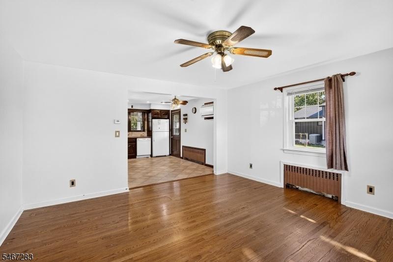 1st floor Living Room,