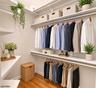 Main Br Closet