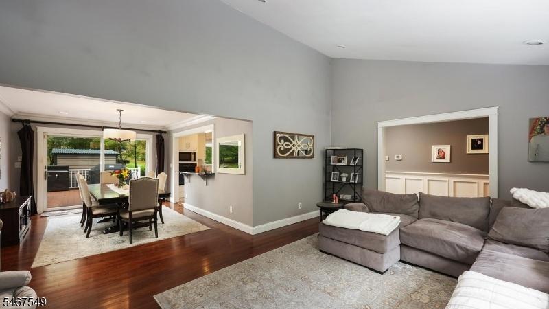 Living Room / Dining Room